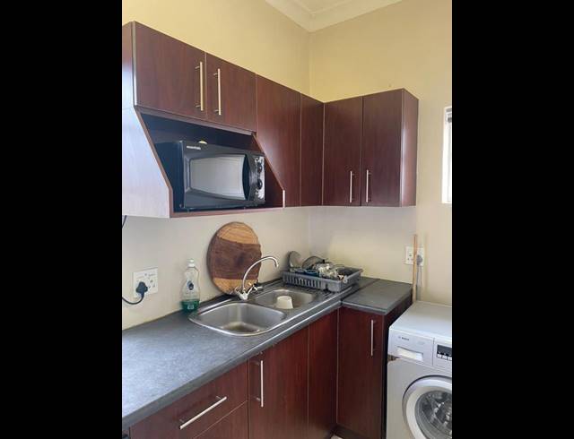 1 BEDROOM PROPERTY TO RENT IN GREEN POINT